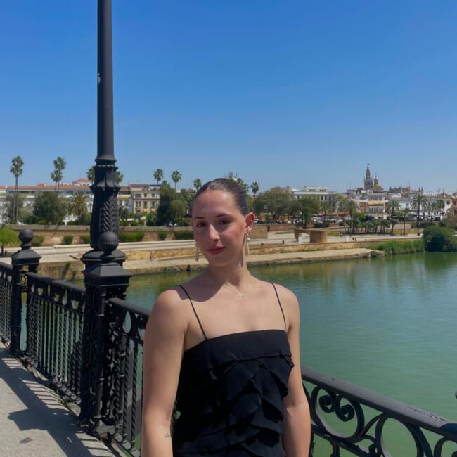 Babysitter in Arganda: Ana