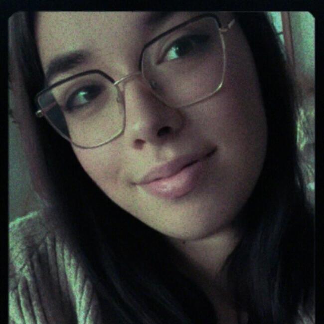 Babysitter Job in Esch an der Alzette: Marina