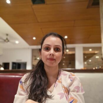 Gangānagar में बेबीसिटिंग की नौकरी: बेबीसिटिंग से जुड़े काम Shreeya