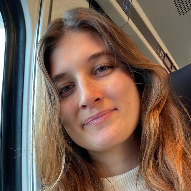 Babysitter in Zurich: Robyn