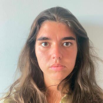 Babysitter in Matosinhos Municipality: Valerie