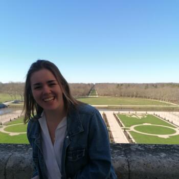 Baby-sitter in Chambray-lès-Tours: Alice