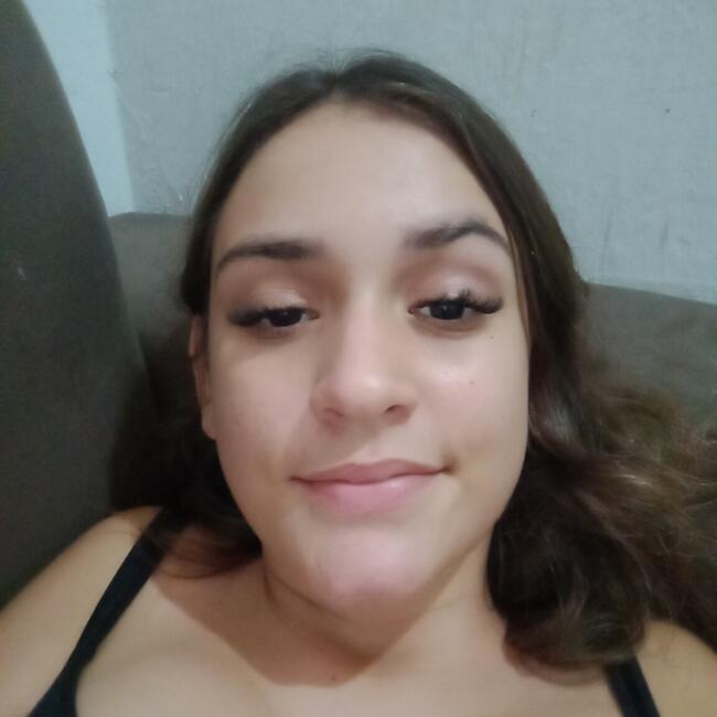 Babysitter in Candeias (Candeias): Alice