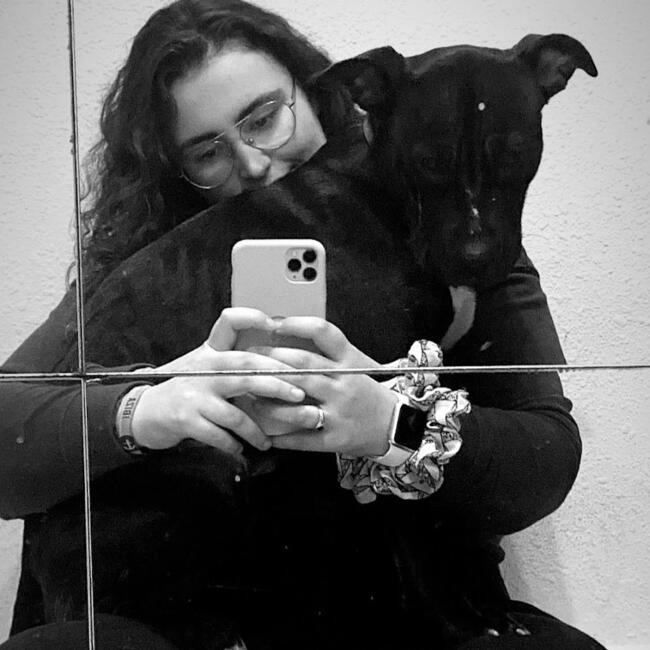 Canguro en Mataró: Angela