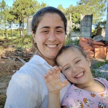 Emprego de babá em Palhoça: emprego de babá Mizpa