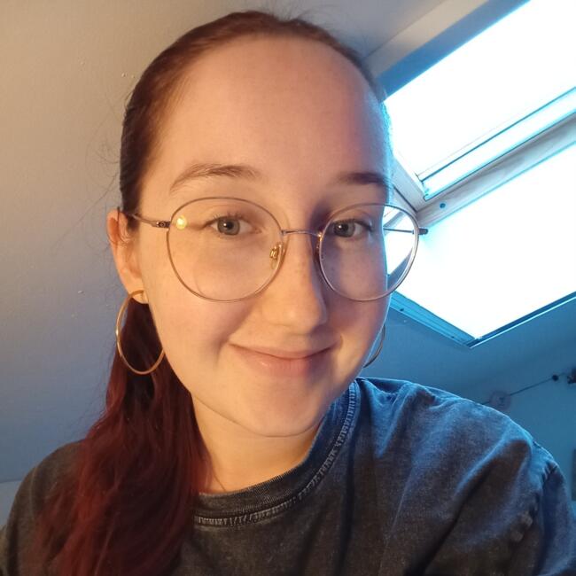 Babysitter in La Chapelle-sur-Erdre: Éloïse