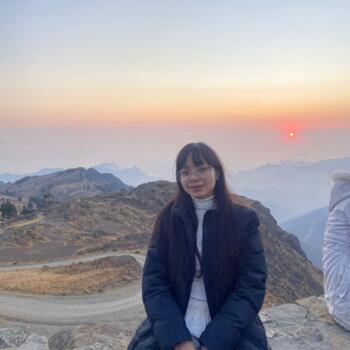 Babysitter in Trujillo: Stephanie Allen