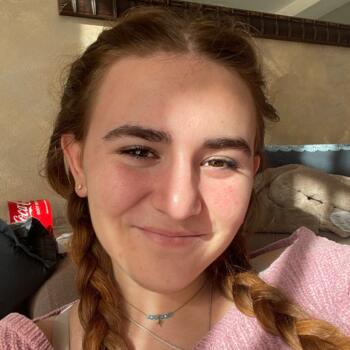 Babysitter Châteauneuf-les-Martigues: Lea