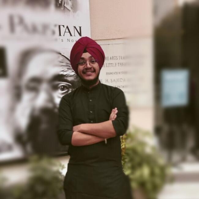 Babysitter in Delhi: Anmol