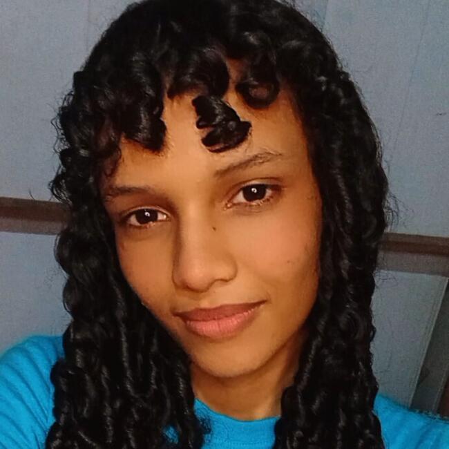 Babysitter in Manaus: Julia