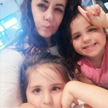 Babysitter a Magherno: Viola