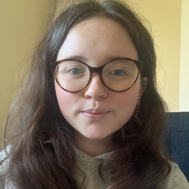 Babysitter in Colchester: Cadence