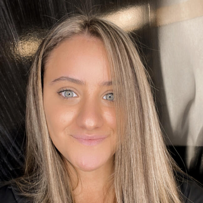 Baby-sitter in Montréal: Ferroudja