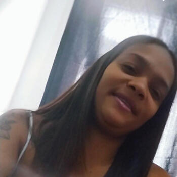 Babysitter in Salvador: MONIQUE