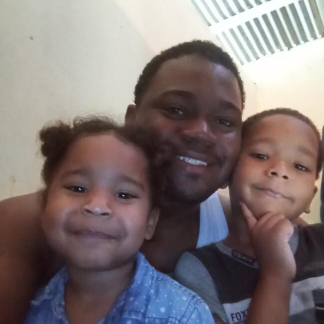 Babysitting job in Santo Domingo: Leonardo ramos duran