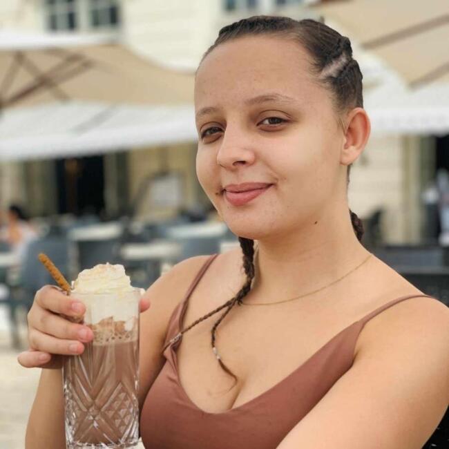 Babysitter in Blénod-lès-Toul: Melinda