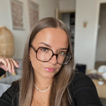 Babysitter in La Roche-sur-Yon: Anna