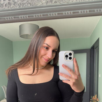 Babysitter in Joué-lès-Tours: Pauline