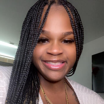 Babysitter in Southfield: Jasmin