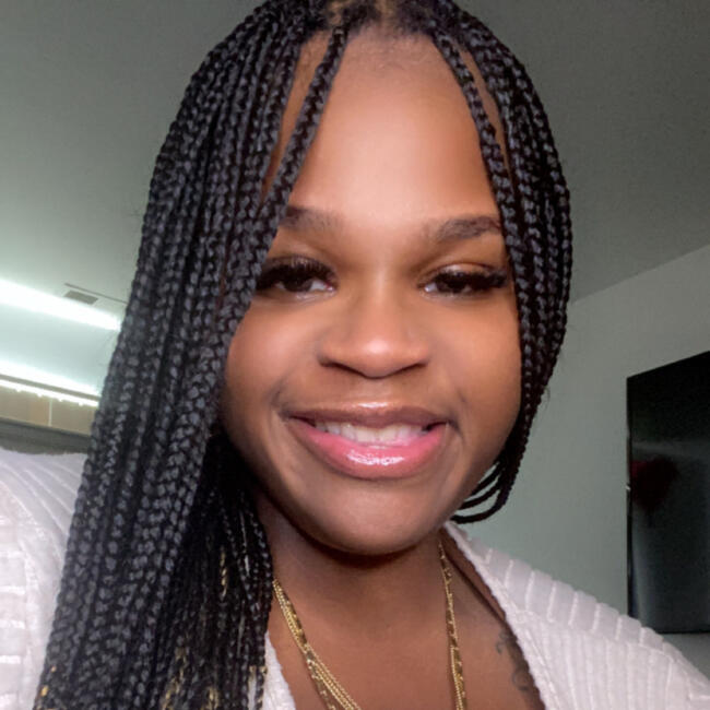 Babysitter in Southfield: Jasmin