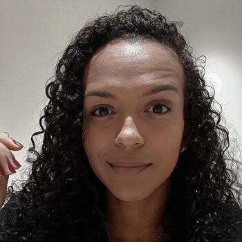 Babá em Recife: Ana