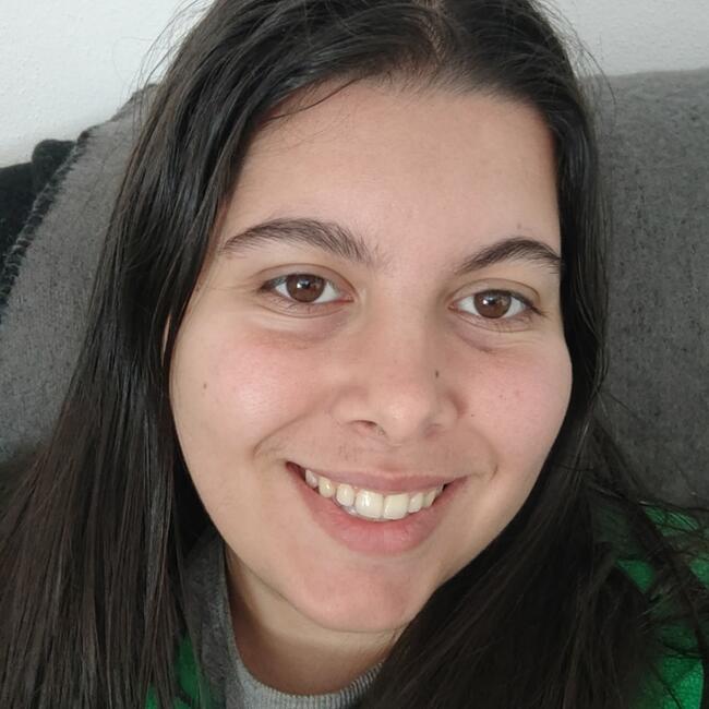 Babysitter in Valença (Distrito de Viana do Castelo): Erica