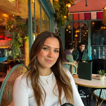 Niñera en Boulogne-Billancourt: Nolwenn