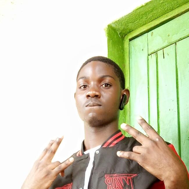 Babysitter in Mufulira: Levi