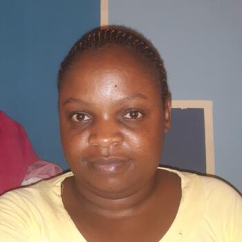Babysitter in Port Elizabeth: Charlotte