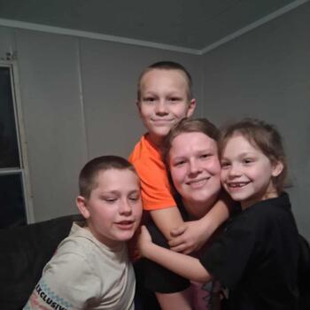 Babysitter in Colbert (Oklahoma): Skie