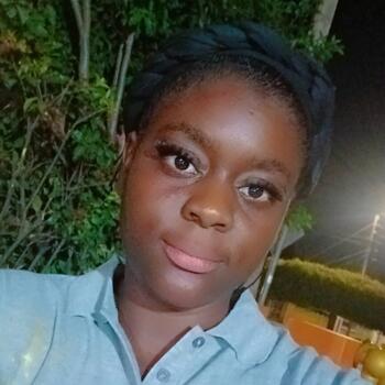 Babysitter Portmore: Aaliyah