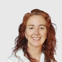 Adriana López Mackinnon