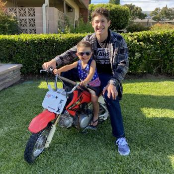 Babysitter San Dimas: Brady