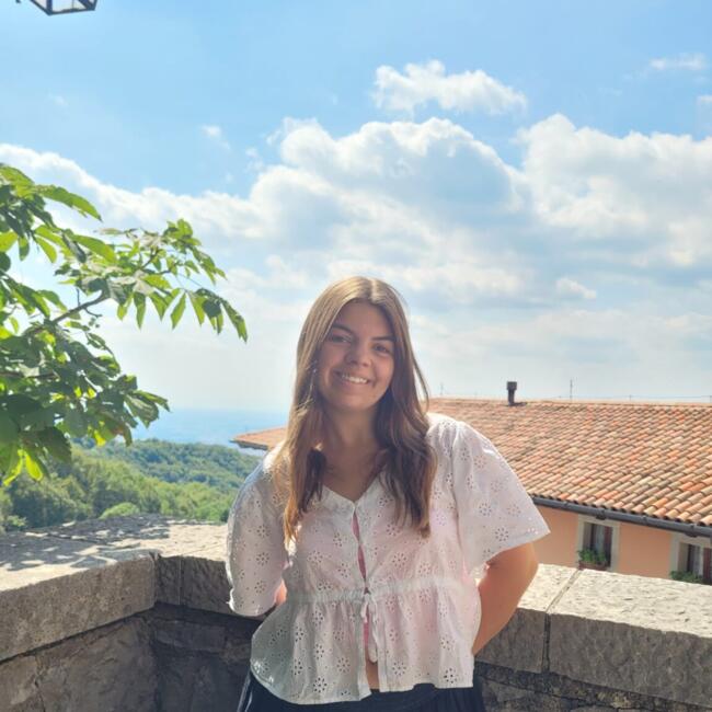 Babysitter in Chartres: Anae