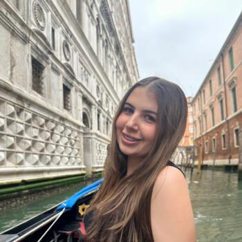 Babysitter Melbourne: Madison