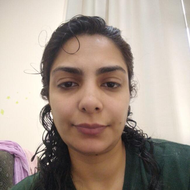 وظيفة جليسة أطفال في أبوظبي: Dezine