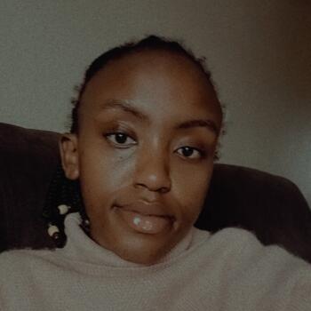 Babysitter in Gitaru: Maureen