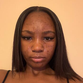 Babysitter London: Kalila-mya