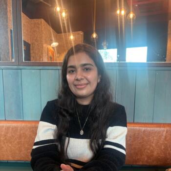 Babysitter in London: Dixita