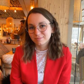 Babysitter in Hérouville-Saint-Clair: LAURYNE