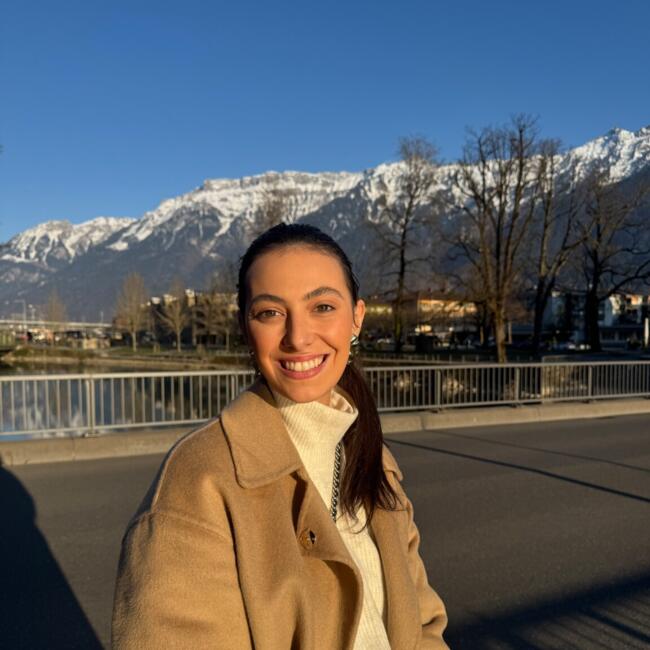 Babysitter in Novaggio: Lorena