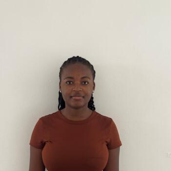 Babysitter in Quatre Bornes: Joyce