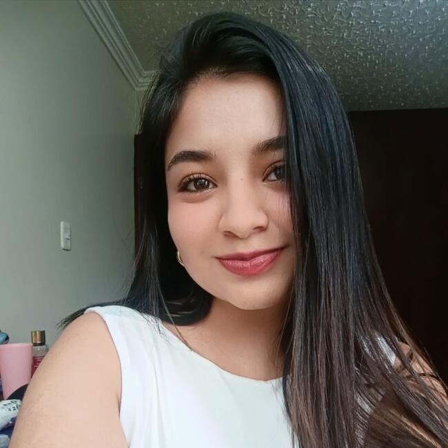 Babysitter in Ambato: Anahi Palacios
