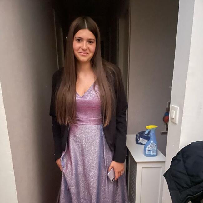 Babysitter in Tours: Léna