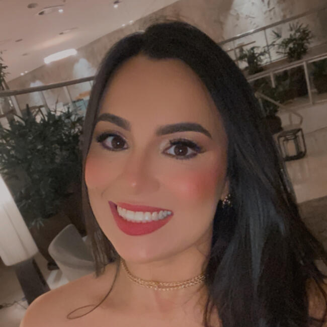 Babysitting job in Angra dos Reis: Loren