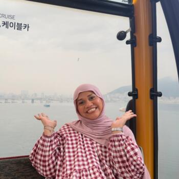 位于Singapore Island的临时保姆: Nur