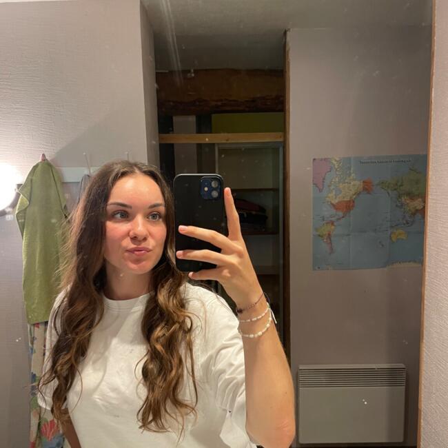 Babysitter in Croisilles (Calvados): Lya
