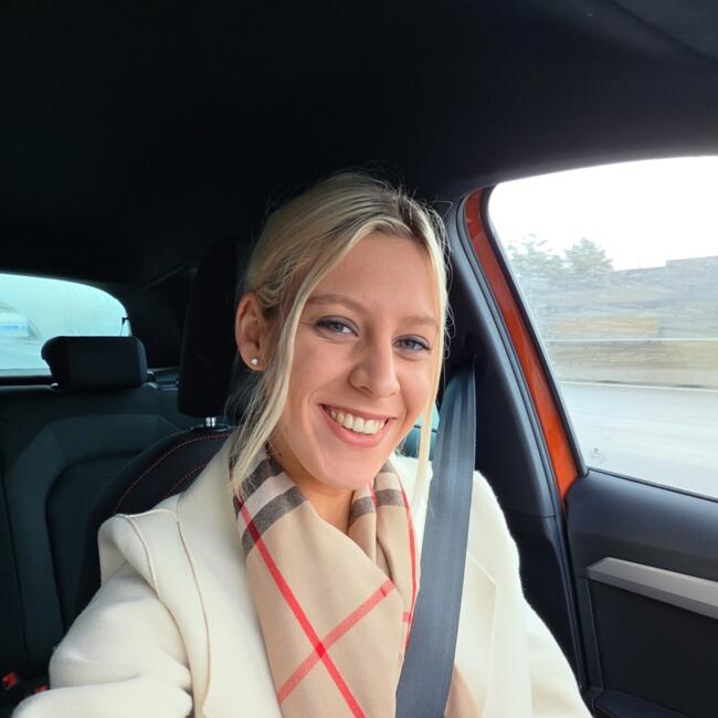 Babysitter in Schwechat: Sophie