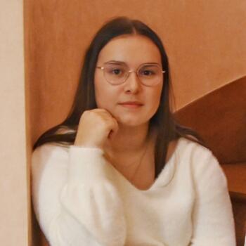 Babysitter in Fougères: Emma