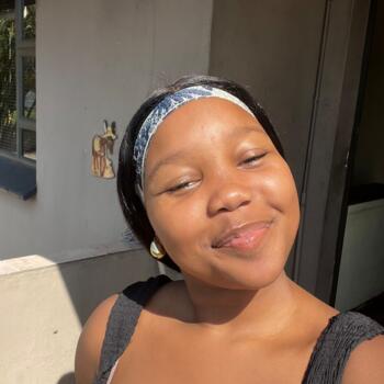 Babysitter in Durban: Sinethemba Hope